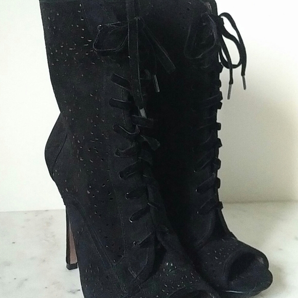 BCBG - suede laser cut open toe heels - Picture 8 of 8